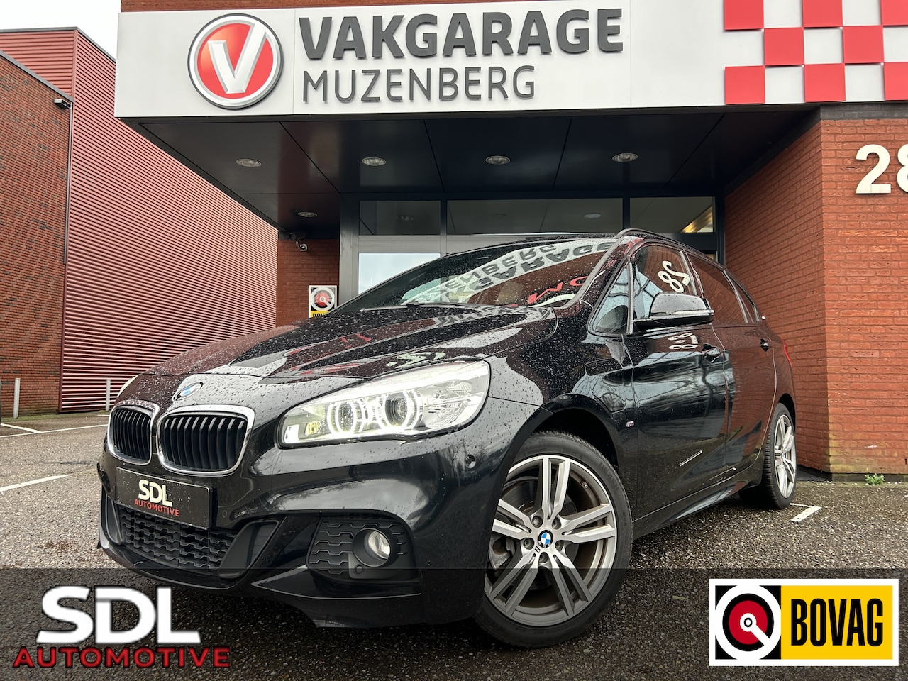 BMW 2-serie Active Tourer - 225xe iPerformance M-Pakket High Executive // FULL LED // PANO/SCHUIFDAK // CAMERA // NAVI - AutoWereld.nl