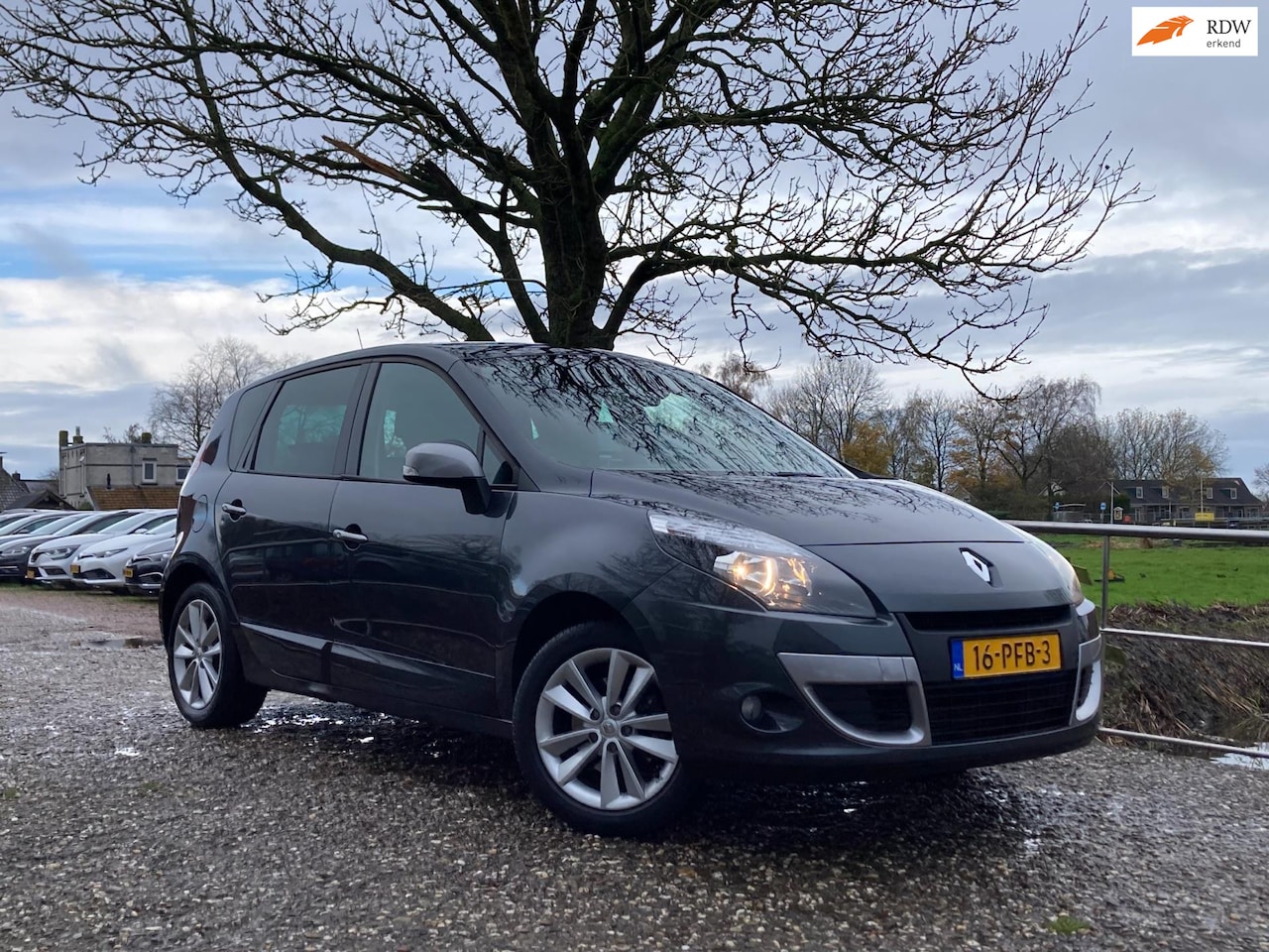 Renault Scénic - 1.4 TCE Celsium | Cruise + Clima + Navi nu € 4.975,-!!! - AutoWereld.nl