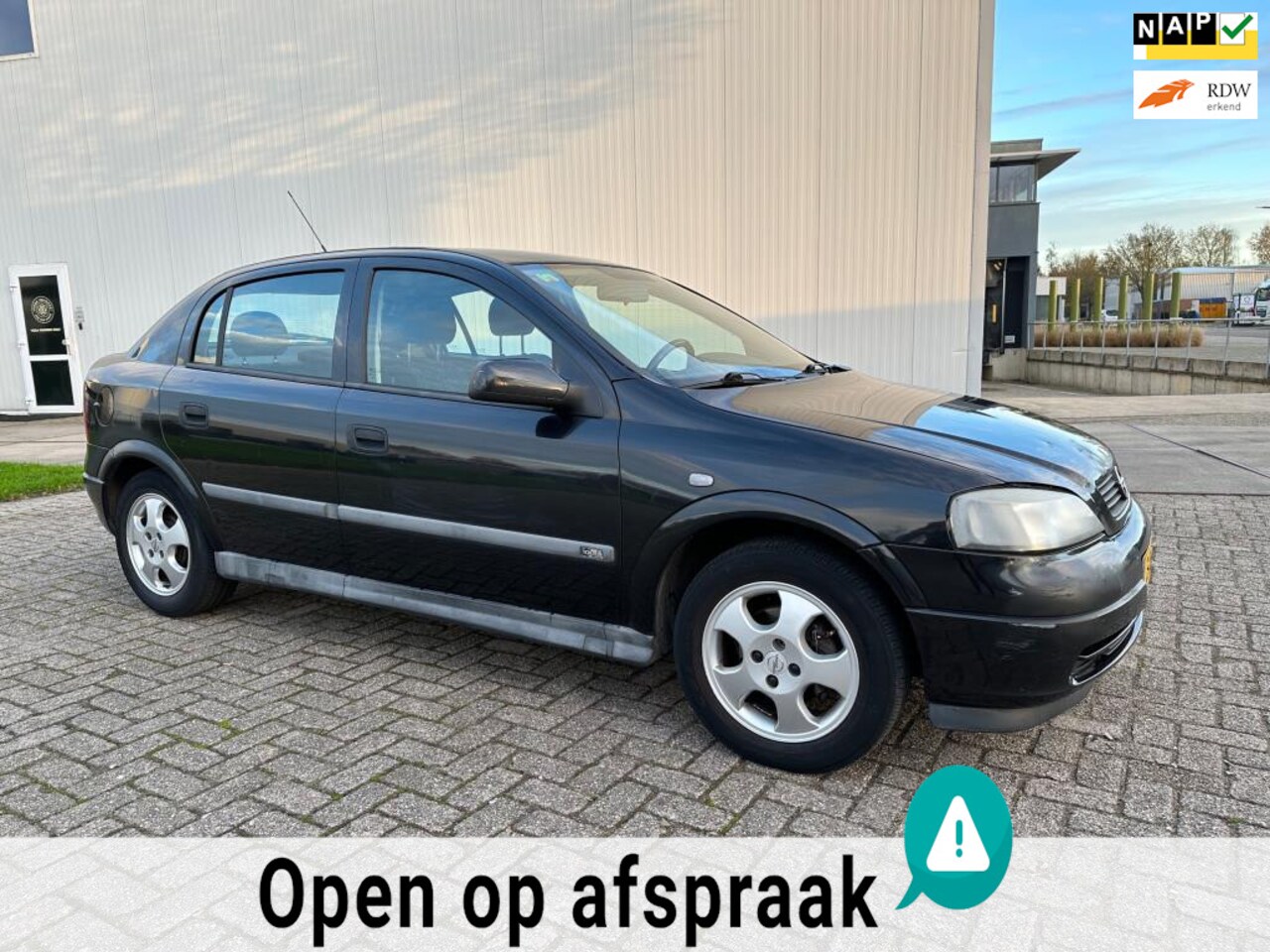 Opel Astra - 1.6-16V Sport 1.6-16V Sport - AutoWereld.nl