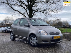 Toyota Yaris - 1.3 VVT-i Sol | Automaat + Dealer onderhouden. Nu € 2.975,