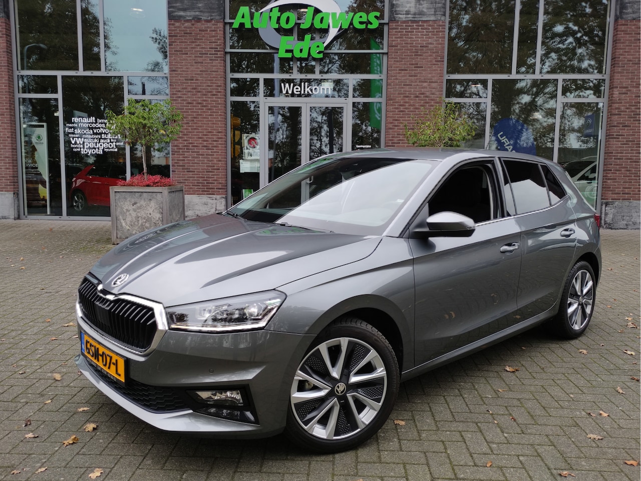 Skoda Fabia - 1.0 TSI DSG Style Adaptieve Cr.control - Stoel+Stuurverwarming - Digitaal dashboard - AutoWereld.nl