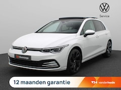 Volkswagen Golf - 1.4 eHybrid Style 204PK DSG Panoramadak, achteruitrijcamera, side assist, winterpakket, tr