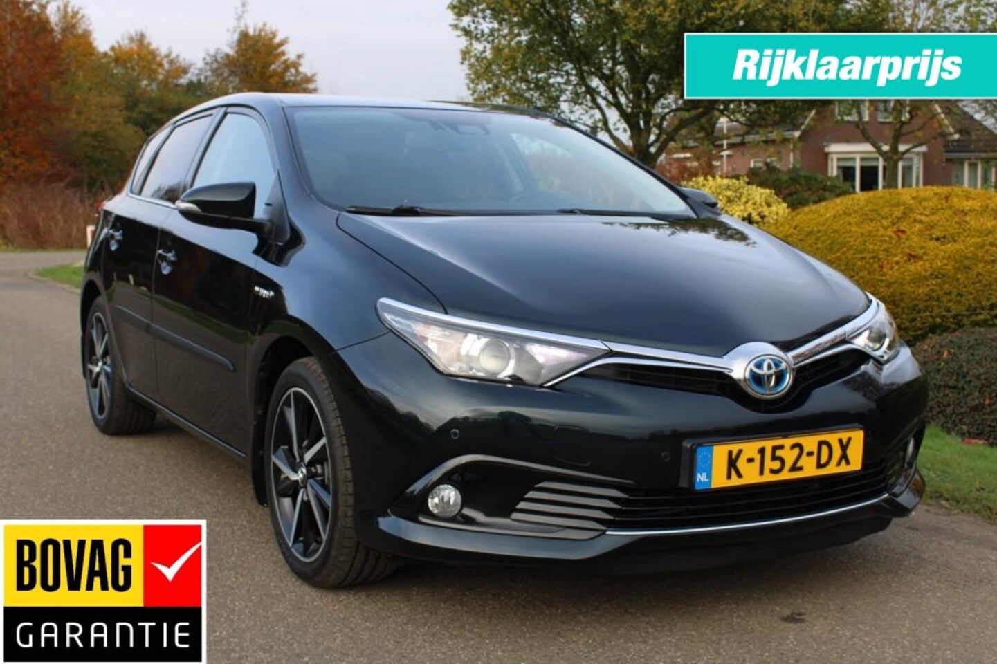 Toyota Auris - 1.8 136pk Hybrid Executive 5-drs ECC/Cruise/Navi/Camera/Trekhaak - AutoWereld.nl