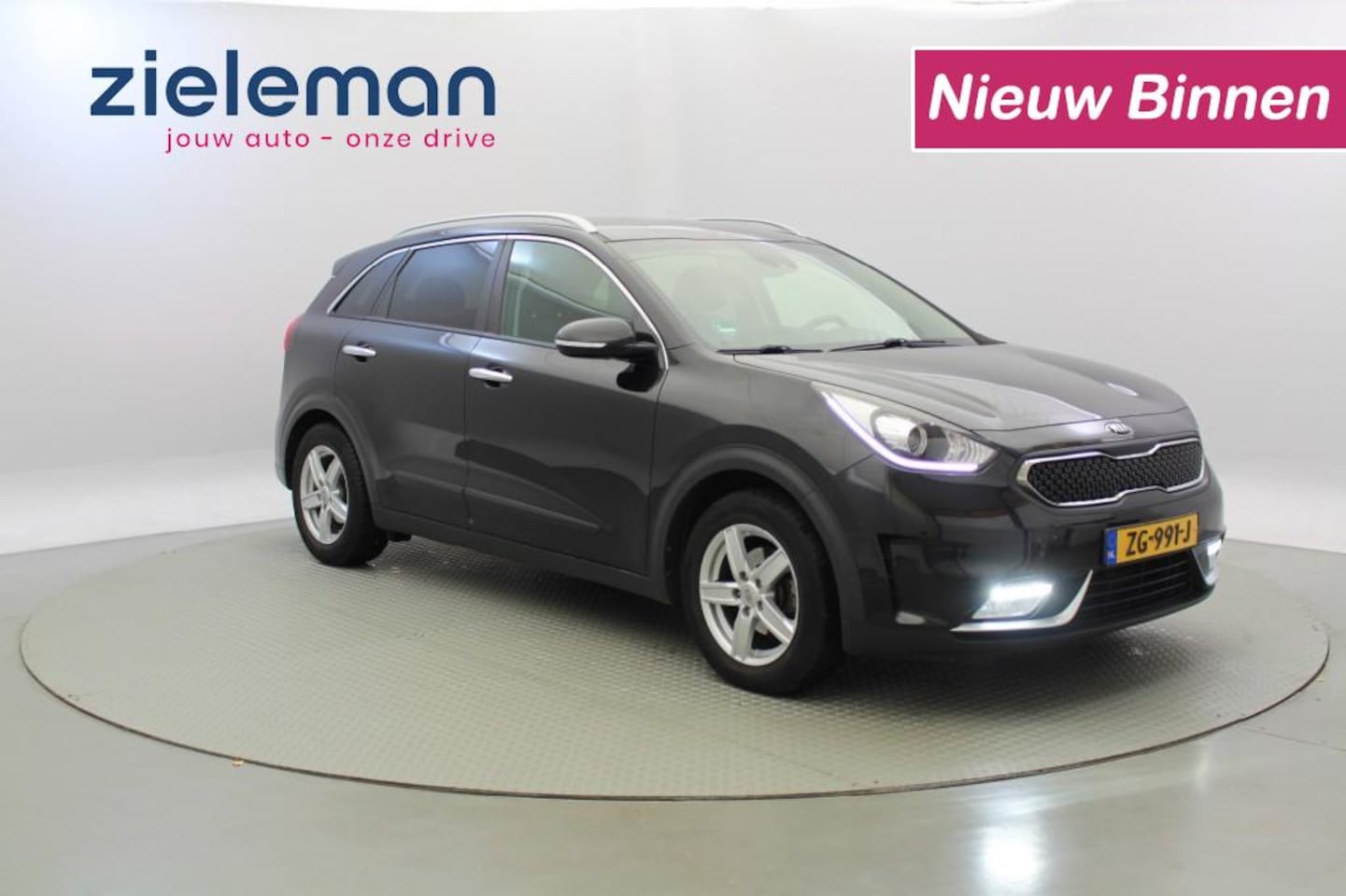 Kia Niro - 1.6 GDi Hybrid First Edition - Carplay, Camera, Trekhaak - AutoWereld.nl