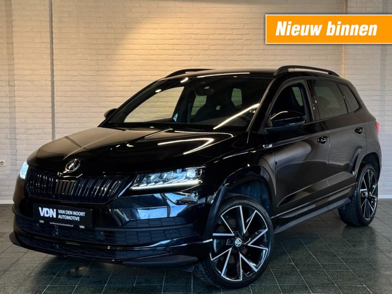 Skoda Karoq - 1.5 TSI ACT Sportline Business DSG Virtual ACC Navi Stoelverw 19 - AutoWereld.nl