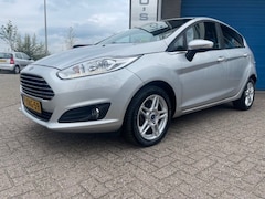 Ford Fiesta - 1.0 ECOB. TITANIUM AUTOMAAT