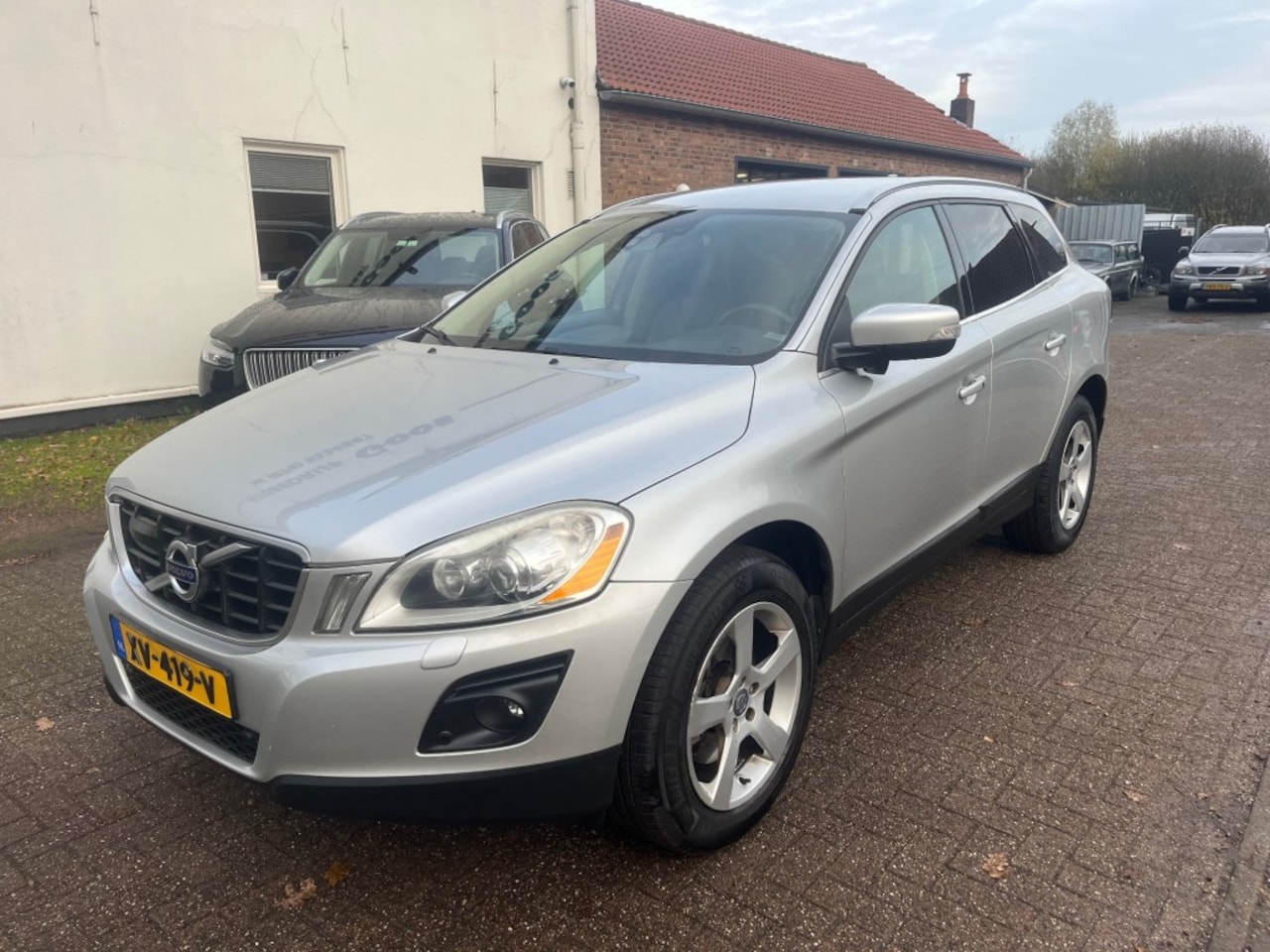 Volvo XC60 - T6 AWD Adapt. Cruise, Camera, Stoelverwarming, Trekhaak - AutoWereld.nl