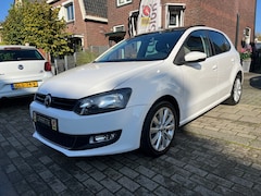 Volkswagen Polo - 1.2 TSI BLM. TRENDL.PANORAMA SCHUIFDAK 51000km