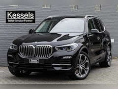 BMW X5 - 45e / Trekhaak / M-Sport / Head-Up / Laserlicht / HiFi