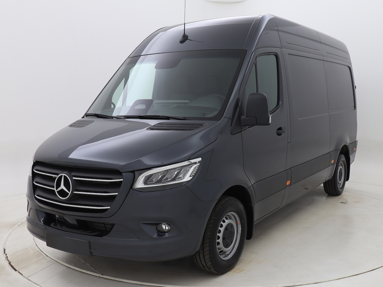 Mercedes-Benz Sprinter - 319 CDI 190pk L2H2 RWD Automaat, Distronic, Geveerde Stoel, Smartphone pakket - AutoWereld.nl