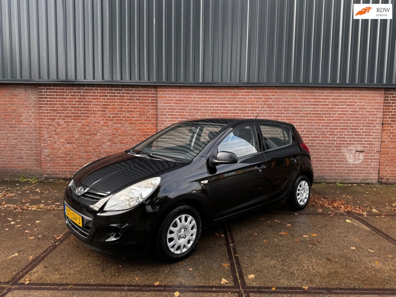 Hyundai i20 - 1.2i ActiveVersion Young 1.2i ActiveVersion Young - AutoWereld.nl