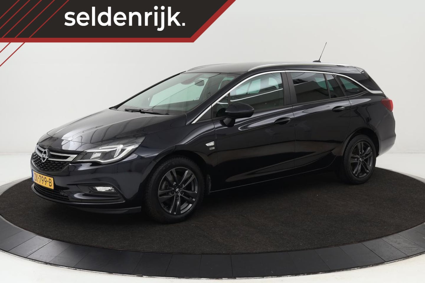 Opel Astra - 1.4 Turbo 120 Jahre | Automaat | Navigatie | Carplay | PDC | DAB | Getint glas | Cruise co - AutoWereld.nl