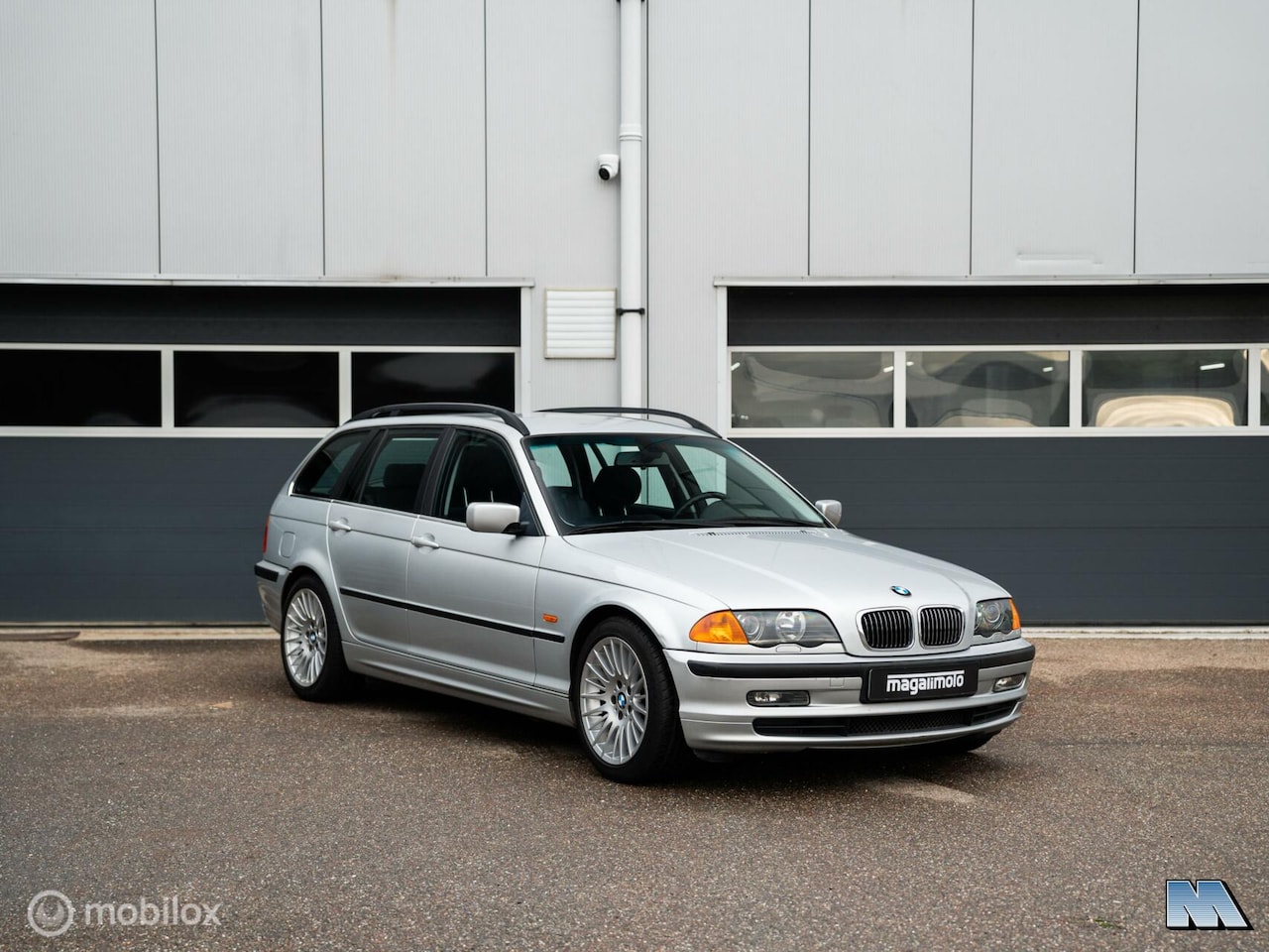 BMW 3-serie Touring - 328i E46 l Zwitser l M sport Youngtimer - AutoWereld.nl