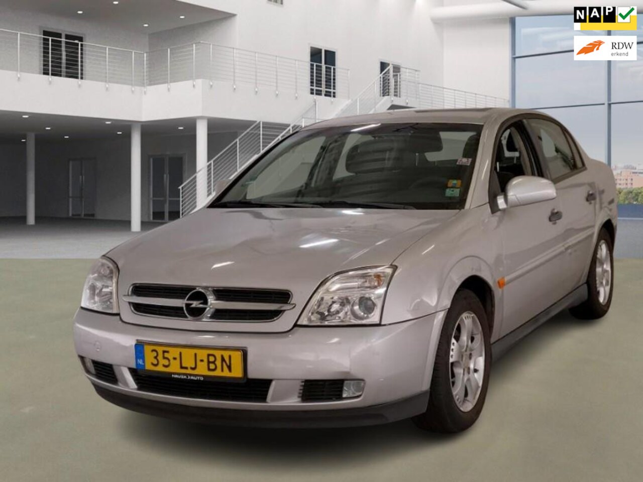 Opel Vectra - 1.8-16V Comfort 1.8-16V Comfort/NIEUWE APK - AutoWereld.nl