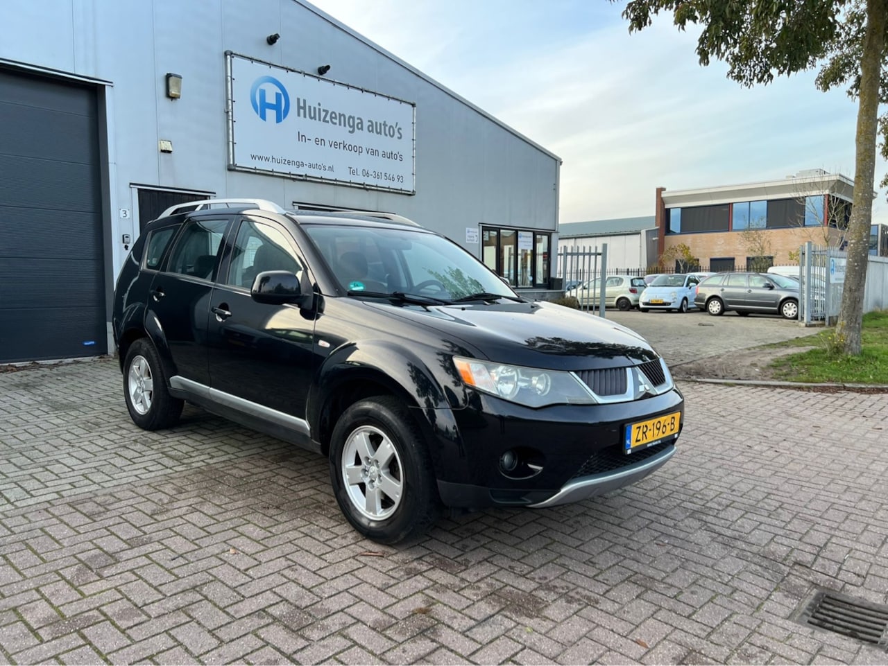 Mitsubishi Outlander - 2.0 DI-D Invite| 4WD| CLIMA! MET APK! - AutoWereld.nl