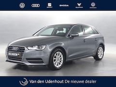 Audi A3 Sportback - 1.4 TFSI 150pk CoD Attraction Pro Line S-Tronic / Navigatie / Parkeersensoren / Trekhaak