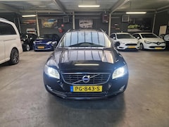 Volvo V70 - 2.0 D4 Summum