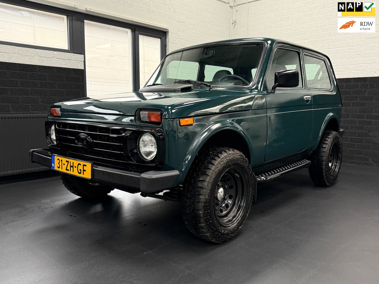 Lada Niva - 1.7i 4x4, Nederlands geleverd, NAP, slechts 48.000km, Harde auto, 2e eigenaar - AutoWereld.nl