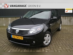 Dacia Sandero - 1.2 Blackline / airco / cruise / l.m. velgen / trekhaak / 1e eigenaar