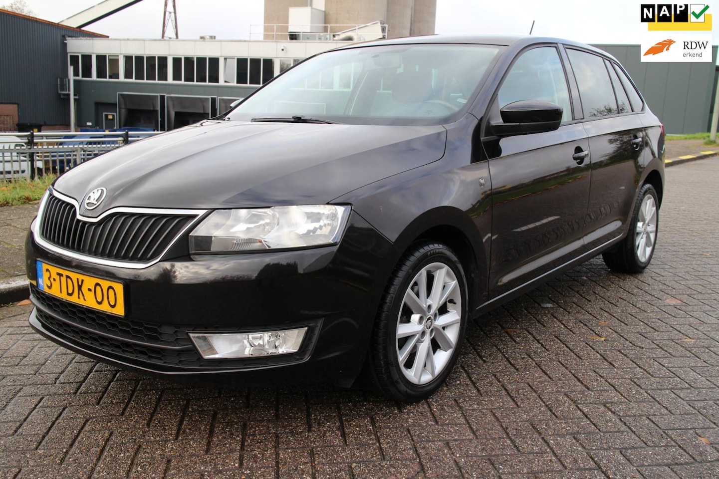 Skoda Rapid Spaceback - 1.2 TSI Greentech Ambition Businessline Pro 1.2 TSI Greentech Ambition Businessline Pro - AutoWereld.nl