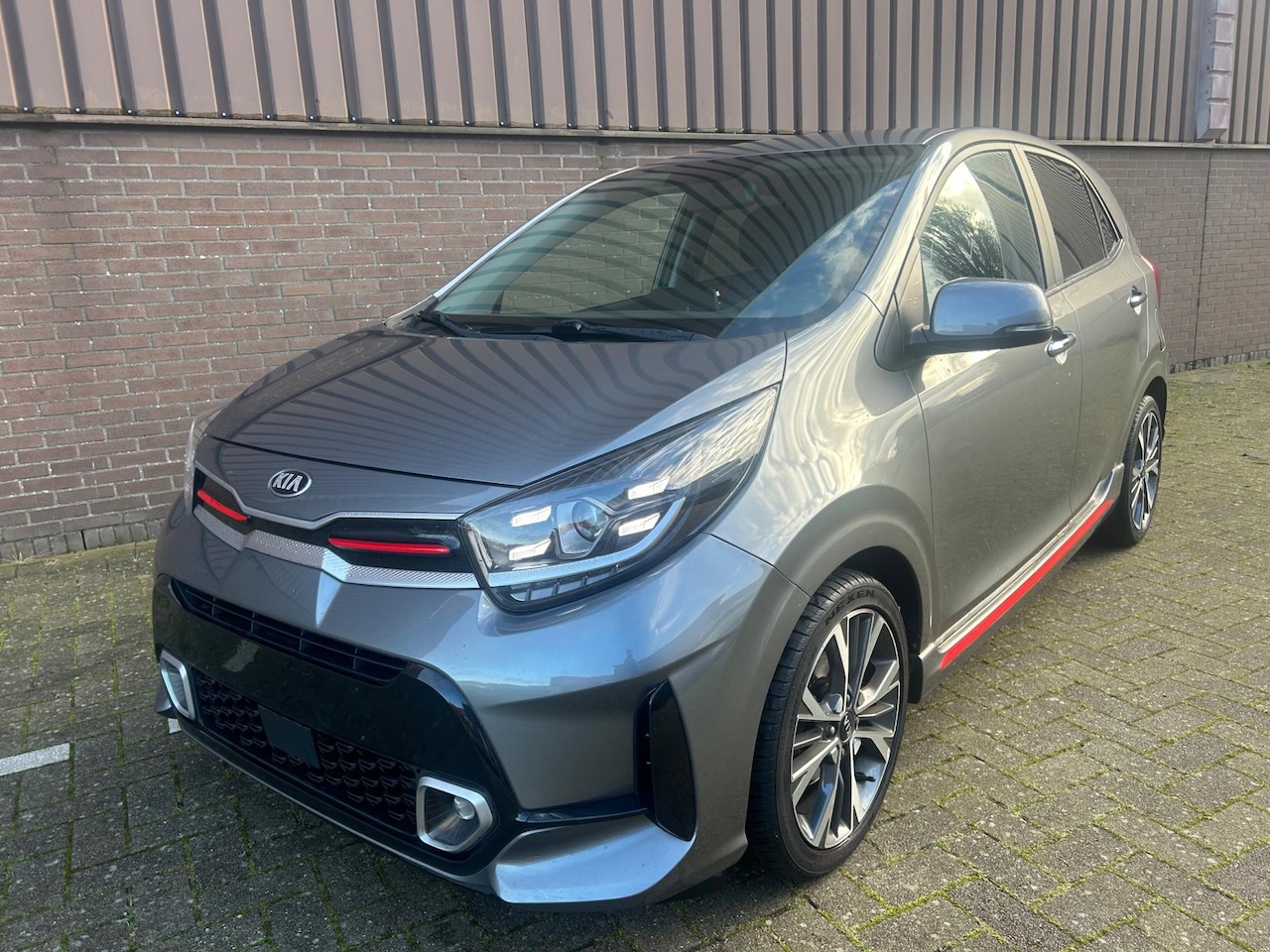 Kia Picanto - 1.2 GT-Line 5drs. Leer Navi Camer Cruise Clima - AutoWereld.nl