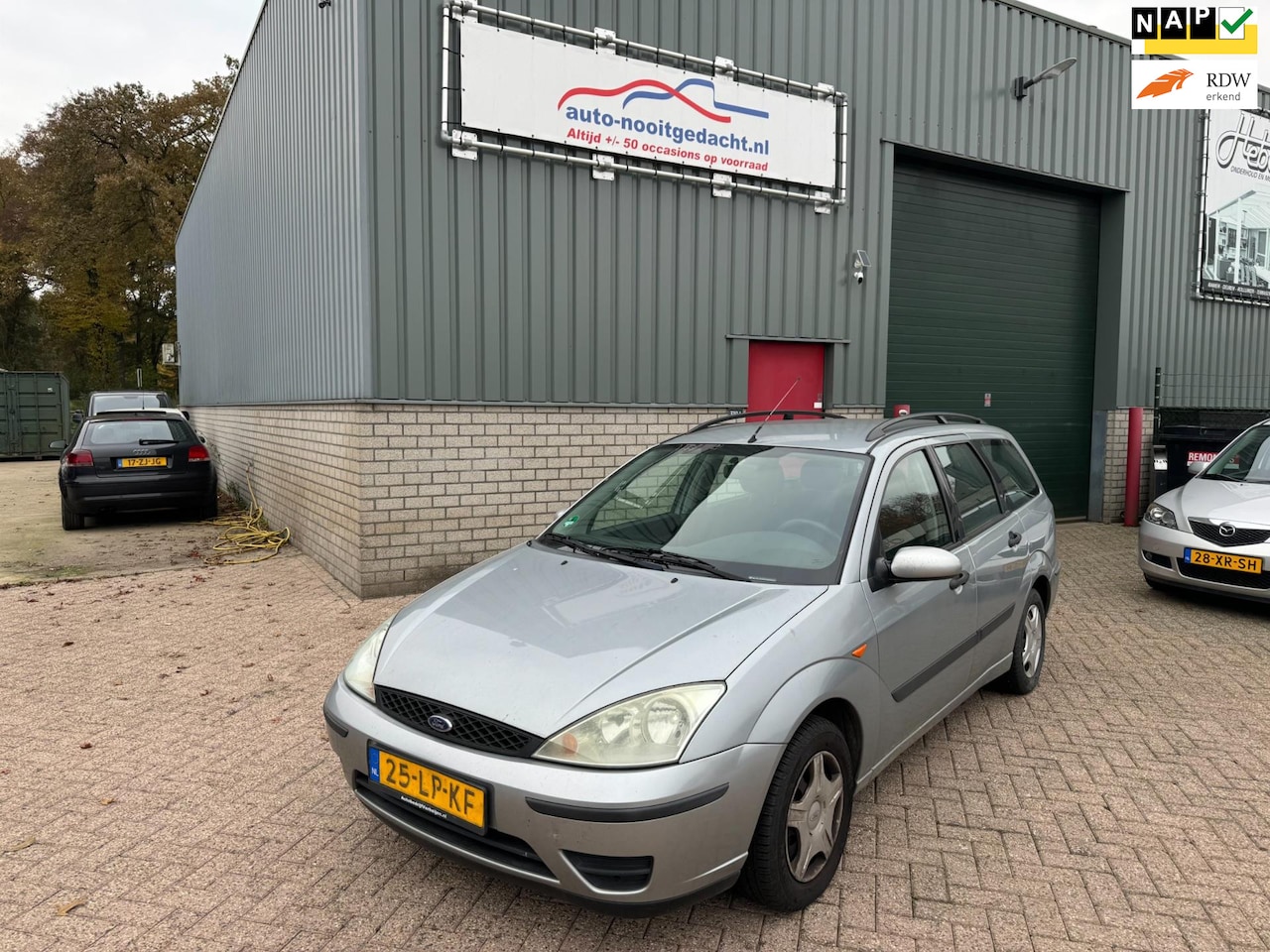 Ford Focus Wagon - 1.4-16V Centennial 1.4-16V Centennial - AutoWereld.nl