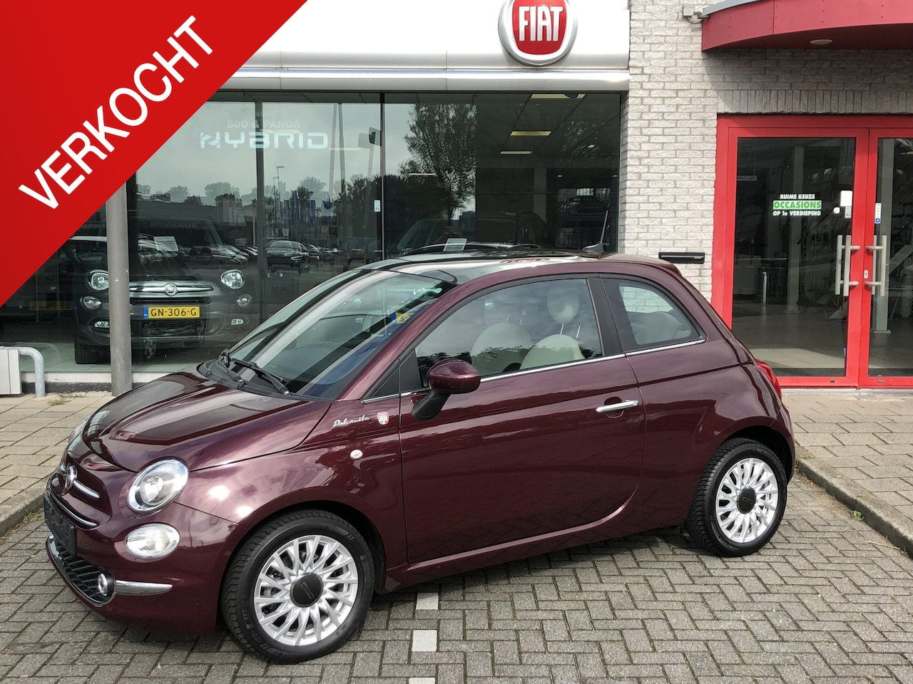 Fiat 500 - 1.0 Hybrid Dolcevita AIRCO|APPLE/ANDROID|PDC|15" - AutoWereld.nl