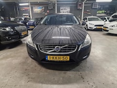 Volvo V60 - 1.6 D2 Momentum