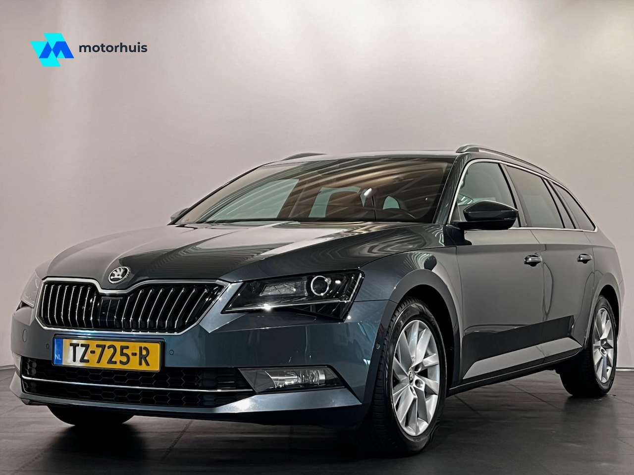 Skoda Superb Combi - 1.5 TSI 150pk Greentech ACT DSG-7 Style Business - AutoWereld.nl