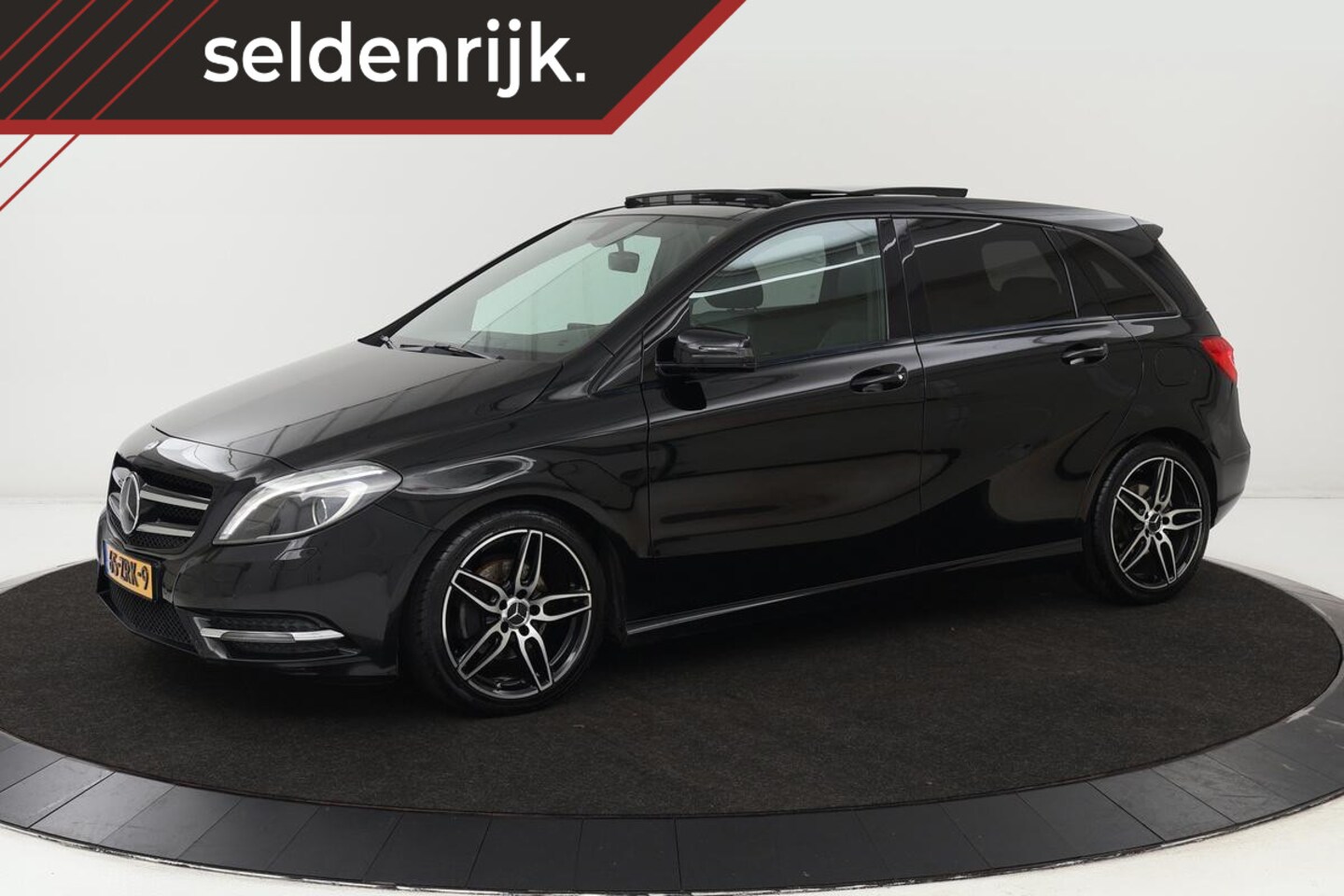 Mercedes-Benz B-klasse - 200 Night | Panoramadak | Leder | Navigatie | Xenon | Airco | PDC | Cruise control | Bluet - AutoWereld.nl