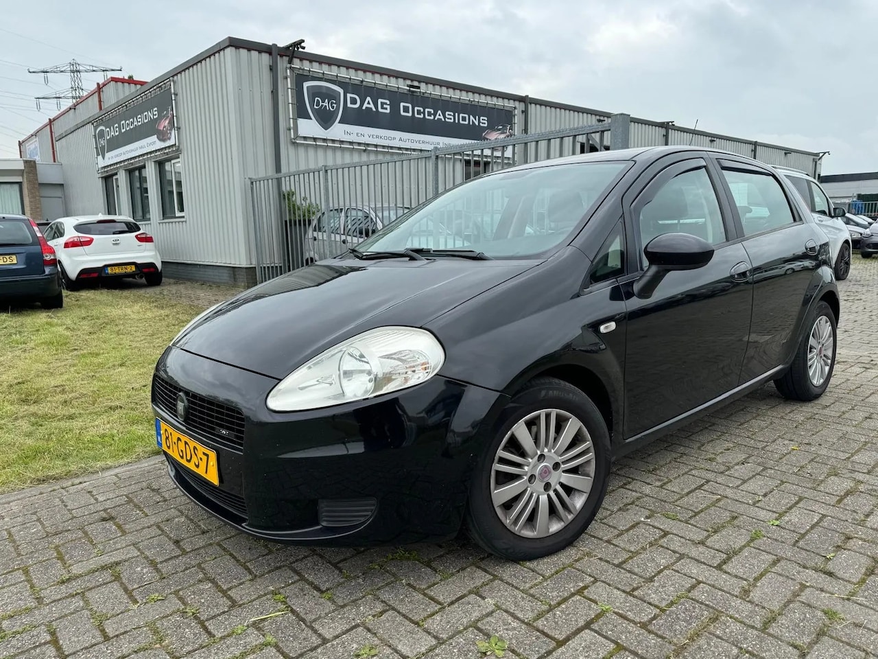 Fiat Grande Punto - 1.4-16V Ed. Lusso 1.4-16V Ed. Lusso - AutoWereld.nl