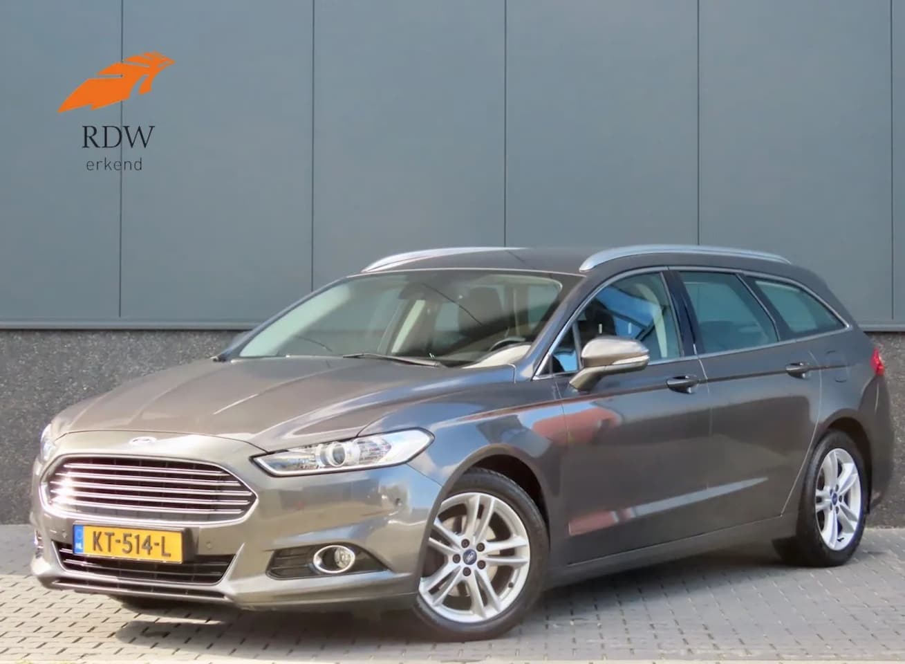 Ford Mondeo Wagon - 1.5 Titanium NAVI |CRUISE CONTR. | CLIMATE CONTR. - AutoWereld.nl