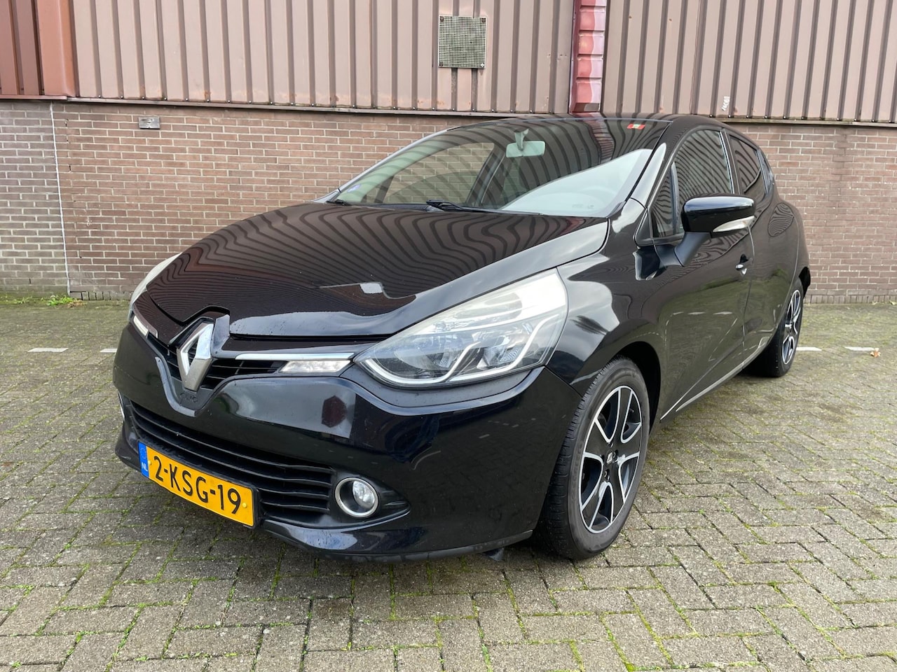 Renault Clio - 0.9 TCe Expression 5drs. Navi Airco Cruise C. APK - AutoWereld.nl