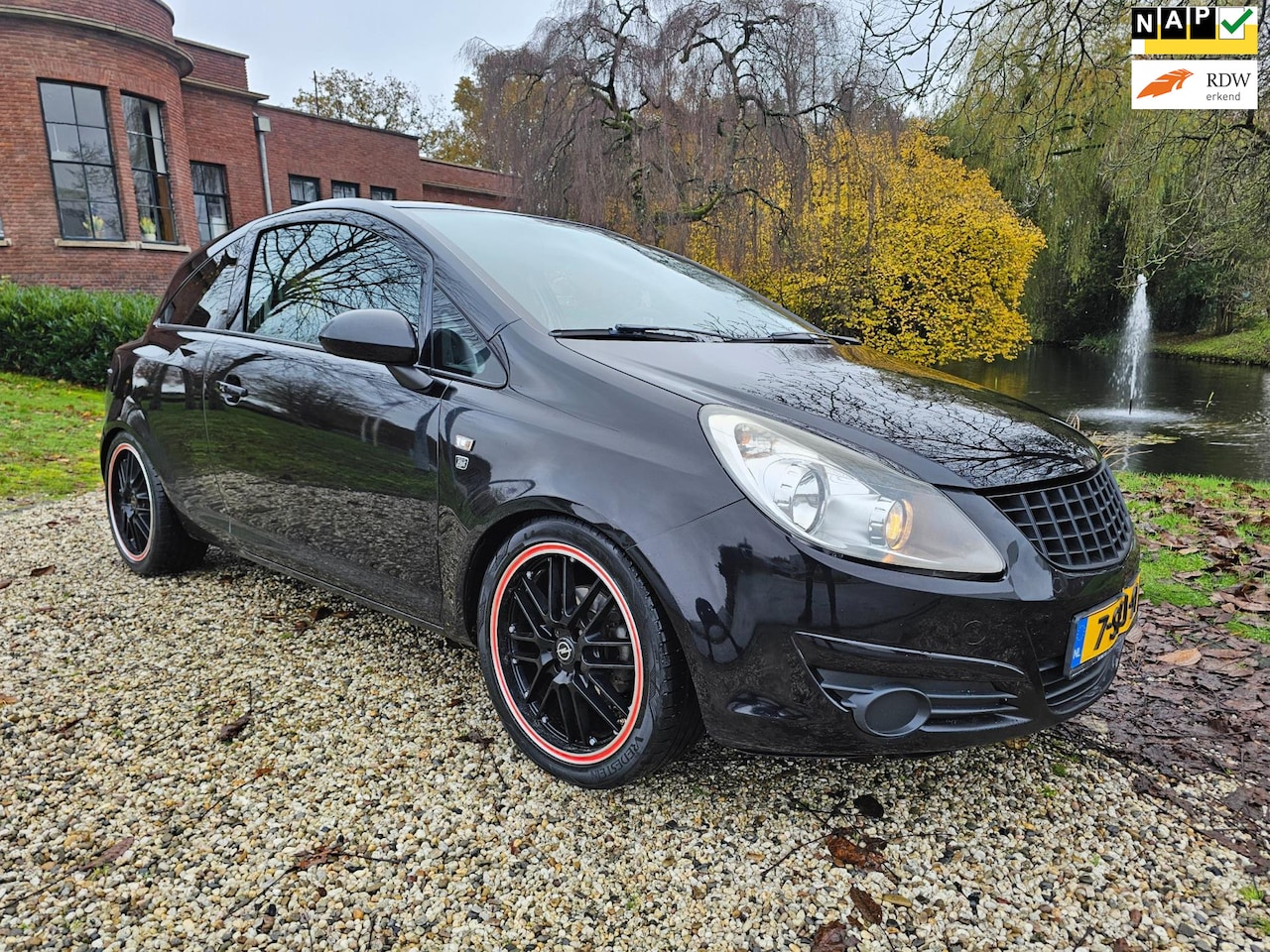 Opel Corsa - 1.2-16V Color Edition AIRCO *apk:11-2025* - AutoWereld.nl