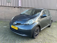 Toyota Aygo - 1.0-12V + 5drs. Airco Dealer Onderhouden APK NAP