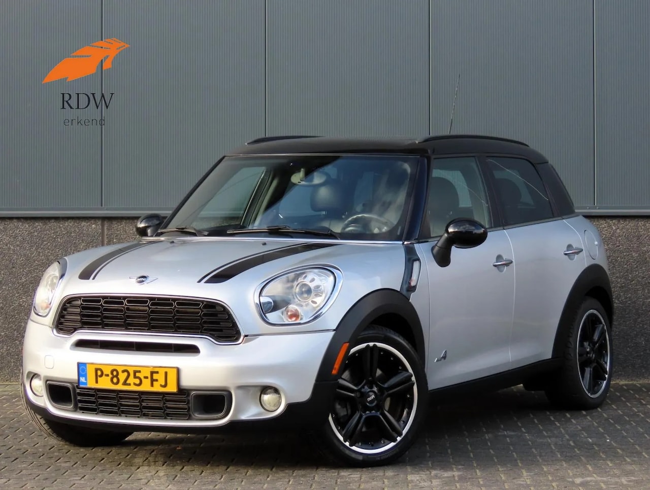 MINI Countryman - COOPER S ALL4 Xenon | Stoelverwarming - AutoWereld.nl