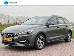 Hyundai i30 Wagon - | COMFORT SMART | 120 PK | MHEV | NAVIGATIE | CAMERA |