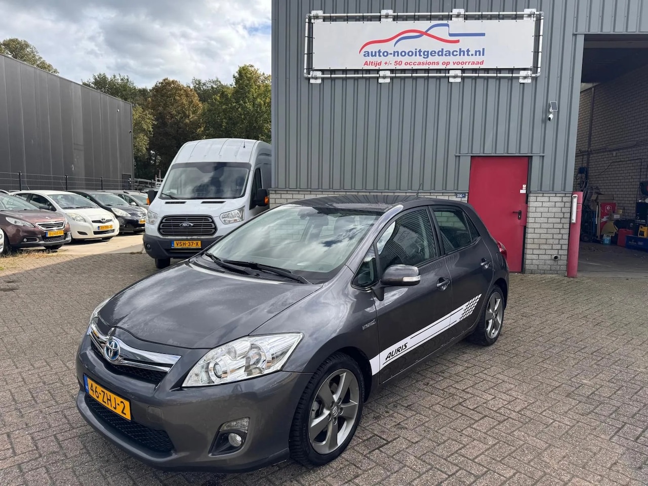 Toyota Auris - 1.8 Full Hybrid Executive Business 1.8 Full Hybrid Executive Business - AutoWereld.nl