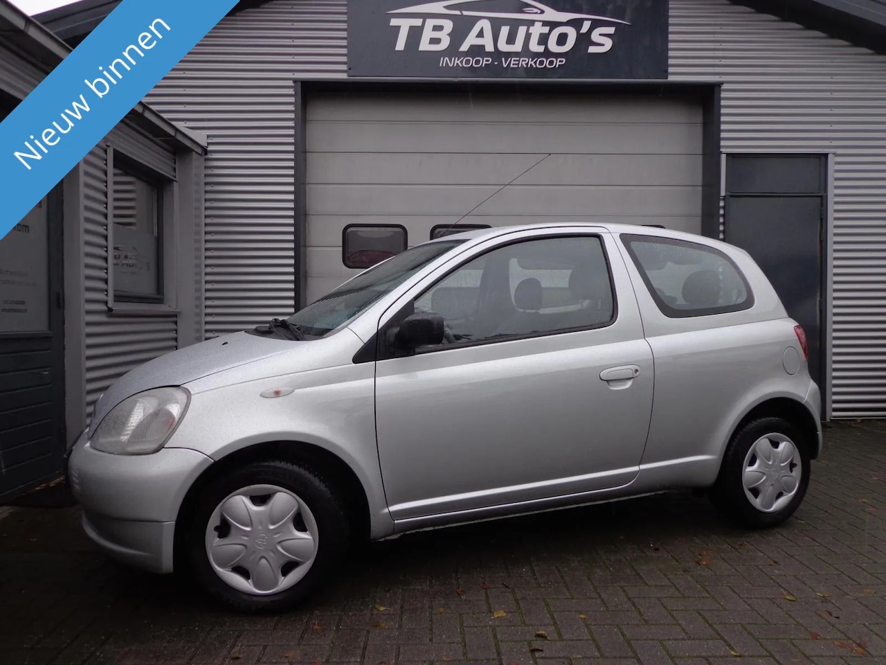 Toyota Yaris - 1.3-16V VVT-i Sol 1.3-16V VVT-i Sol - AutoWereld.nl