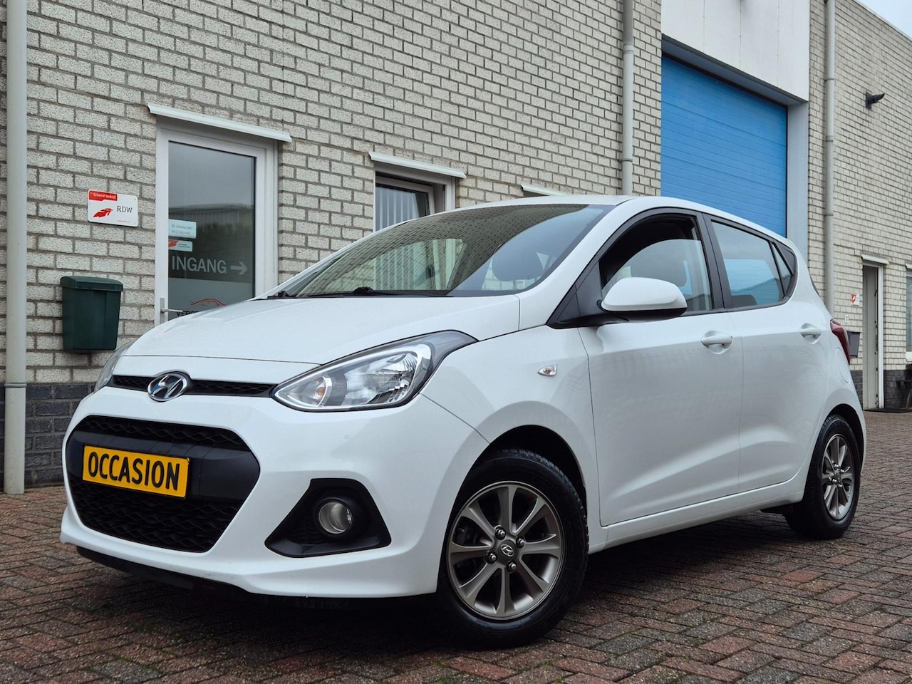 Hyundai i10 - 1.0i Automaat-Pdc-Airco-Stoel+Stuur verwarming - AutoWereld.nl