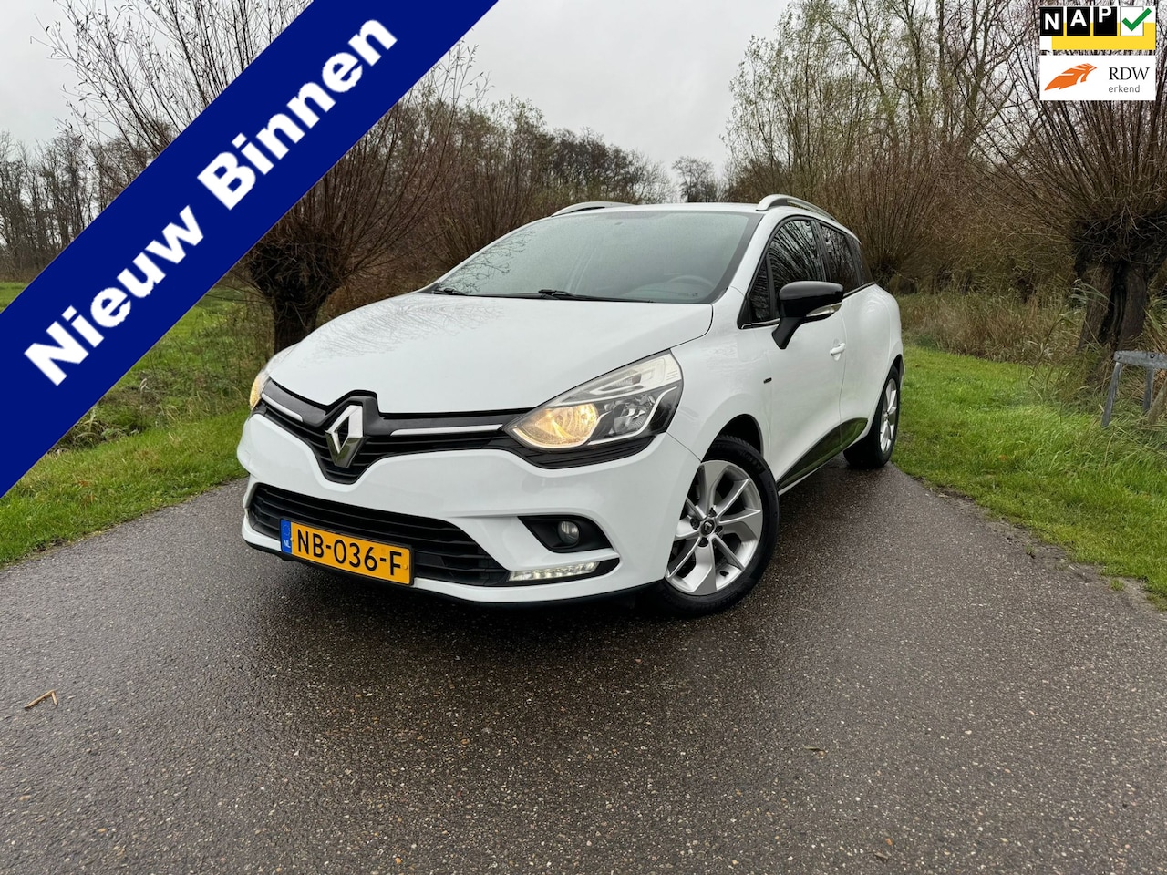 Renault Clio Estate - 0.9 TCe Limited / Airco / Navi / Camera / Trekhaak / PDC / Led / LMV 16" / 2 Eigenaren / D - AutoWereld.nl