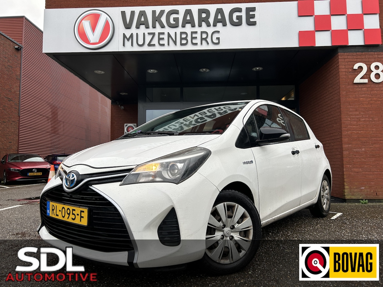 Toyota Yaris - 1.5 Hybrid Comfort // CLIMA // ELEK. RAMEN // PERFECT ONDERHOUDEN!!! - AutoWereld.nl