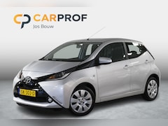 Toyota Aygo - 1.0 VVT-i x-nav 69 PK. Airco | Camera | Bluetooth | 5-drs | Org. NL