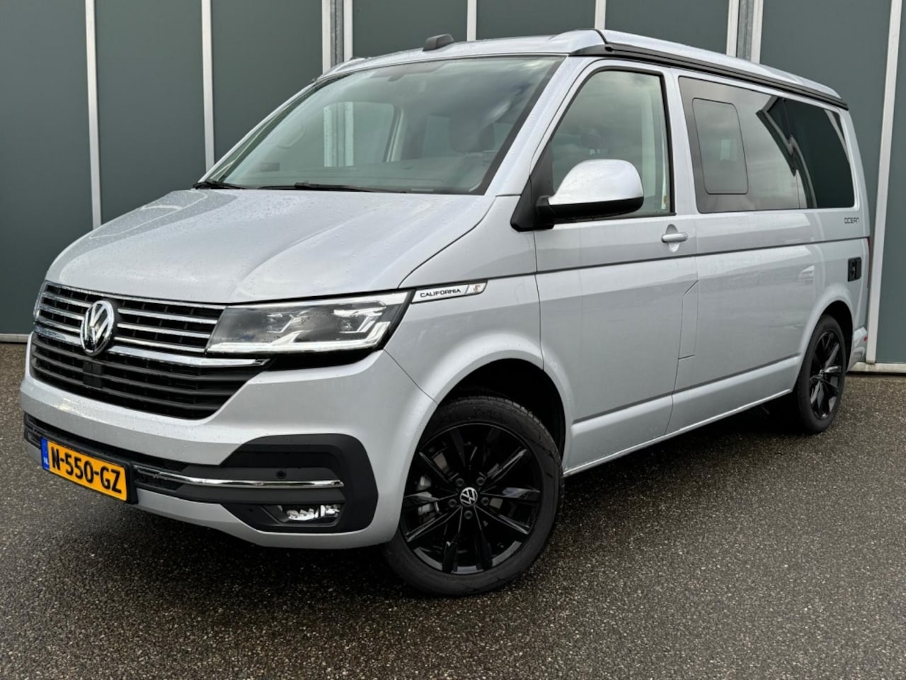 Volkswagen Transporter California - 2.0 TDI 150pk DSG Ocean - AutoWereld.nl