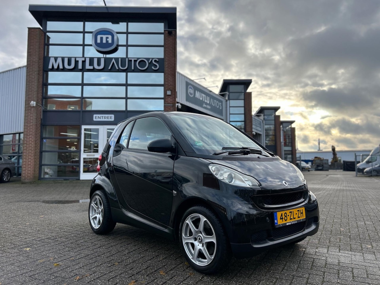 Smart Fortwo coupé - 1.0 mhd Pure Automaat NAP APK - AutoWereld.nl