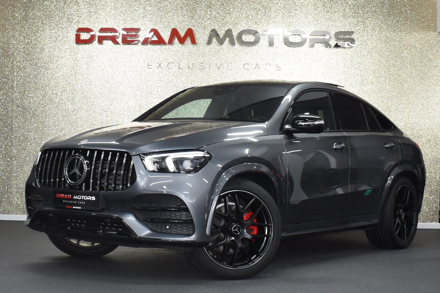 Mercedes-Benz GLE-Klasse Coupé - 350 e AMG 4MATIC 333pk | GLE63 AMG | LUCHTVERING | DISTRONIC - AutoWereld.nl