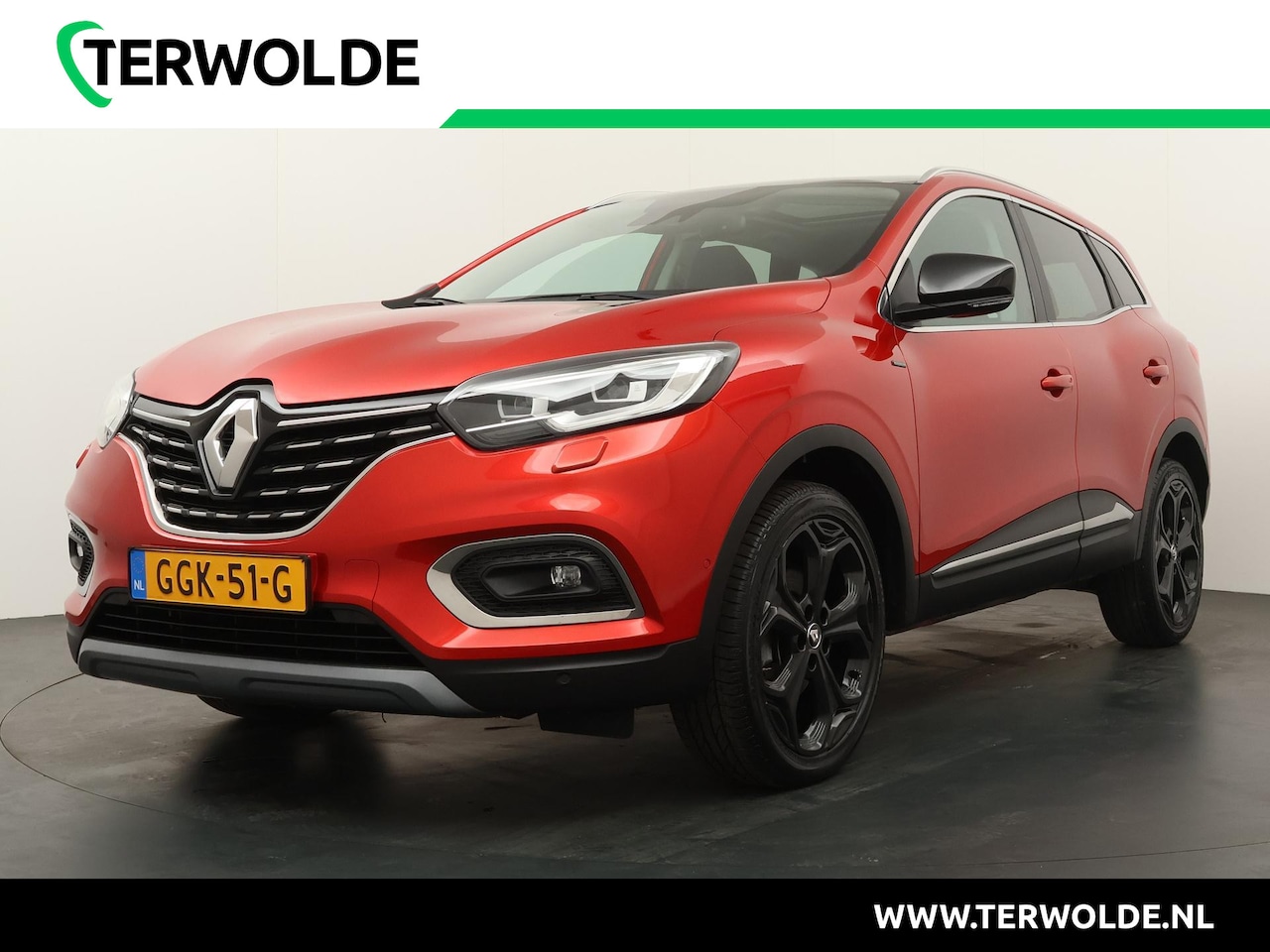 Renault Kadjar - 1.3 TCe 140 Black Edition | Panoramadak | Half leder/Alcantara | - AutoWereld.nl