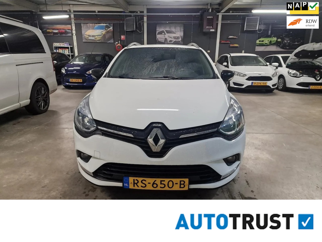 Renault Clio Estate - 1.5 dCi Ecoleader Limited 1.5 dCi Ecoleader Limited - AutoWereld.nl