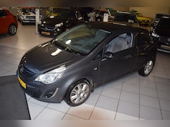 Opel Corsa - 1.4-16V Color Edition