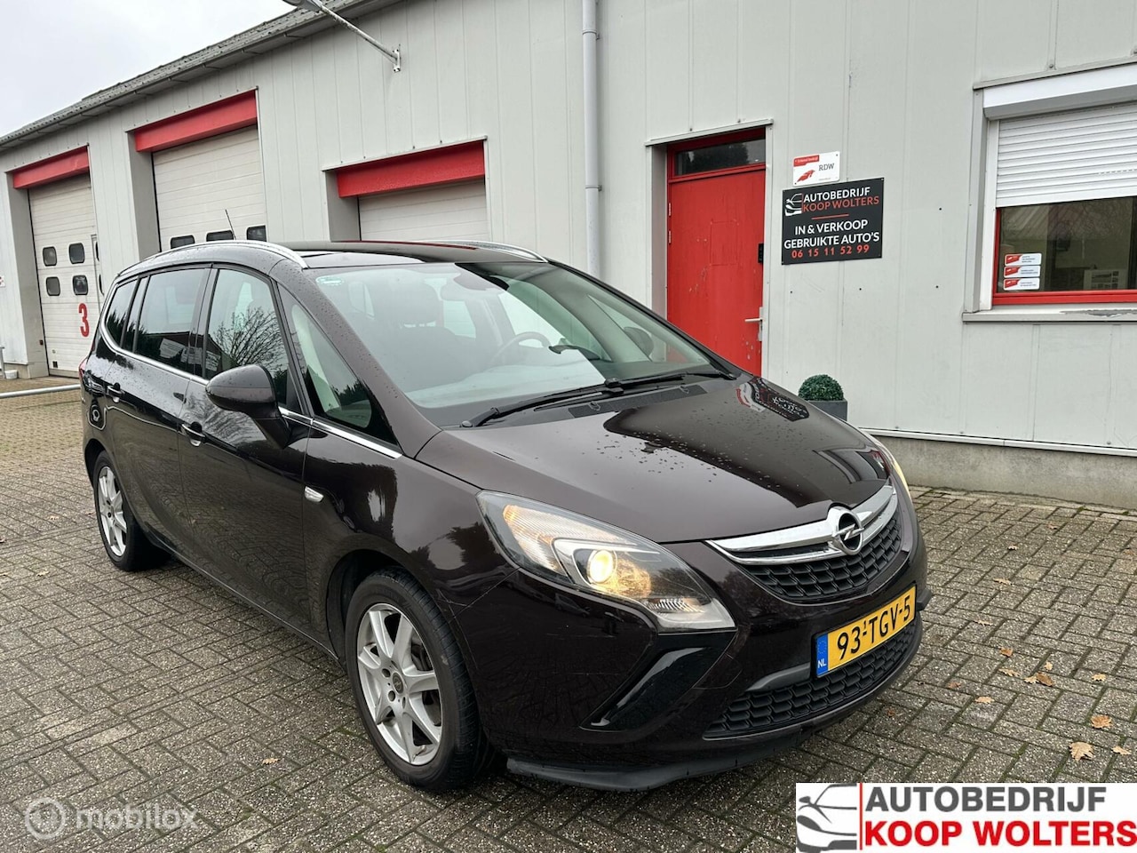 Opel Zafira Tourer - 2.0 CDTI Cosmo 7p. 2.0 CDTI Cosmo 7p. - AutoWereld.nl